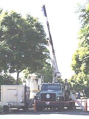 photo of boom truck