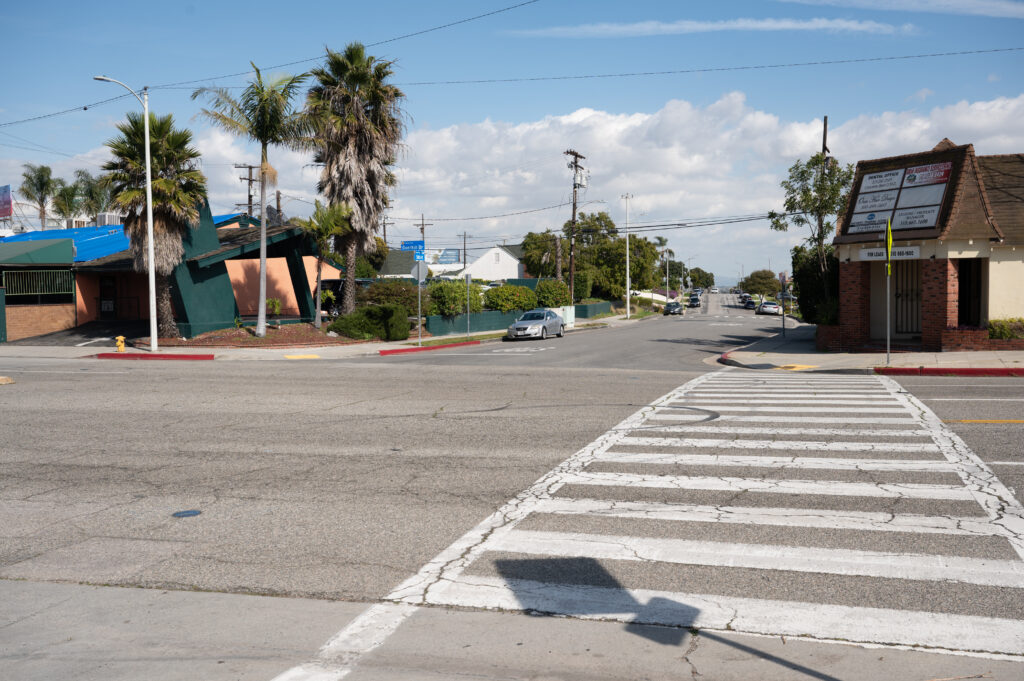 Photo of Overhill Drive and Orchid Drive (eastbound)