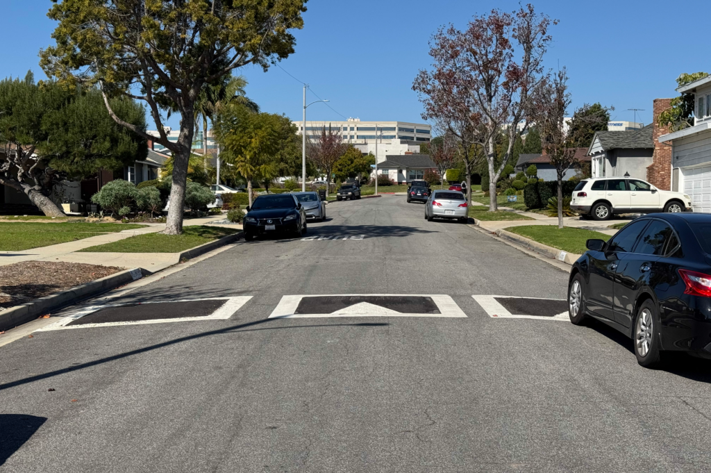 Photo of Kings Road between Orlando Avenue and 64th Street (northbound)